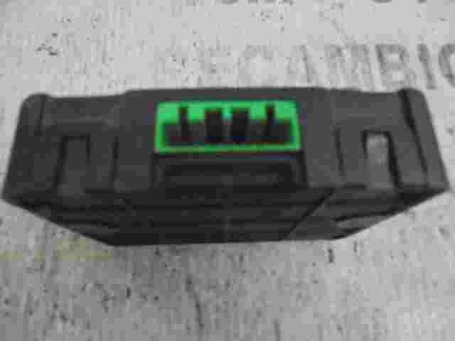 Control de la unidad de alarma inmovilizador módulo Volvo S40 30864647 98W03