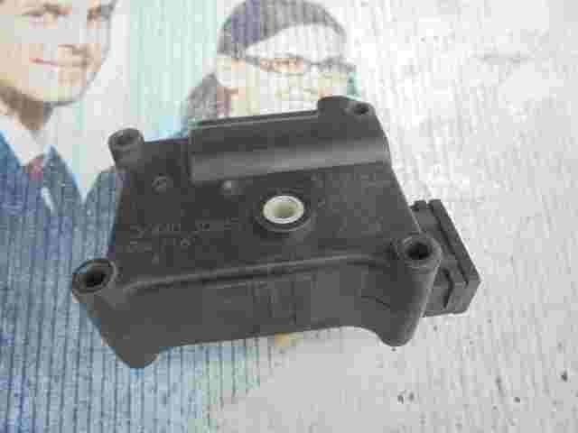 Riscaldamento attuatore Nissan Sunny Almera Tino 2K44030860 2K440-30860 000116