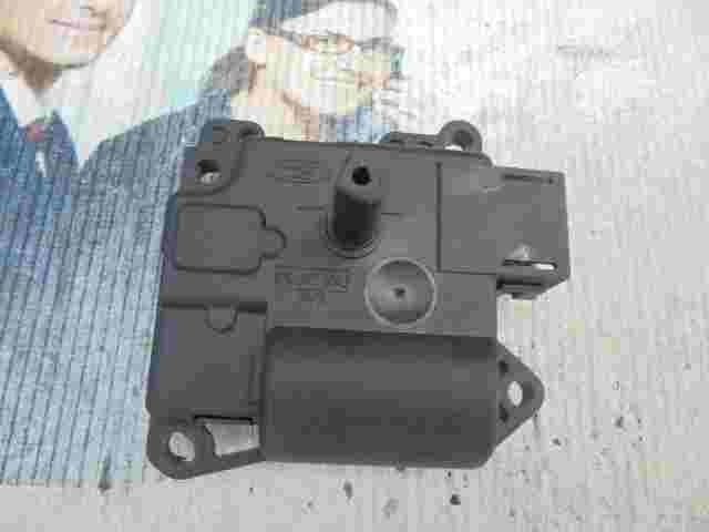 Calefacción actuador Ford XS4H19E616AD XS4H-19E616-AD XS4H-19E616 XS4H19E616