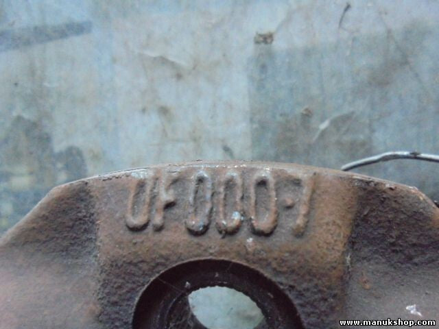 Mangueta buje delantera derecha izquierda Nissan 402040F0007