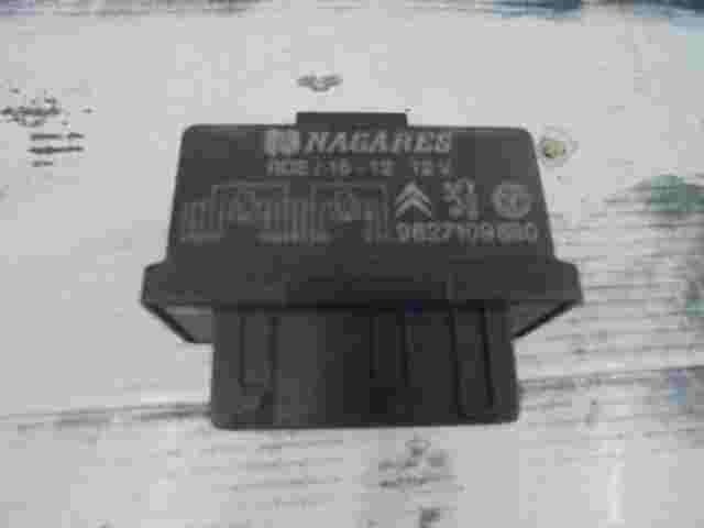 Relé de la bomba de combustible Citroen 9627109680 NAGARES RDE / 15-12