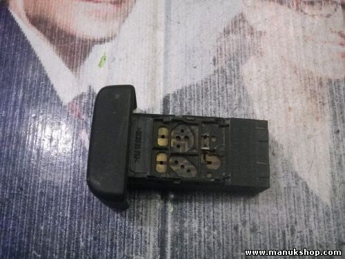 Interruptor del limpiaparabrisas trasero Land Rover YUG500210PUY 03035301