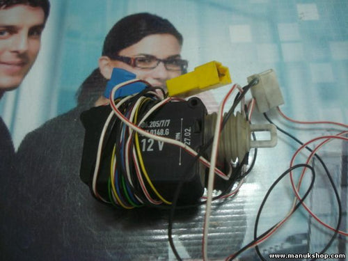 Serratura attuatore porta chiusura centralizzata Mercedes 638 40620577 406.20...