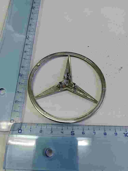 Emblema  Mercedes-Benz E-Klasse W211 211758 211 758 7cm.