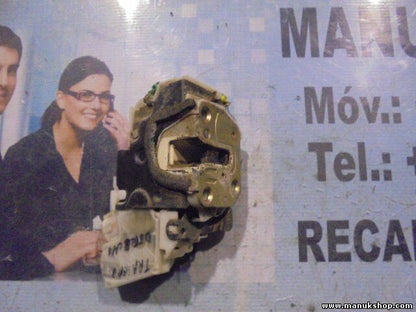  Cerradura puerta trasera derecha Nissan Pick 805525P003 89A822 89-A822 D/L ACTR