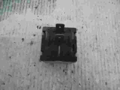 Relé Opel Corsa C 24430433 GM 24 430 433 000041797 TRW 12V-2X25A