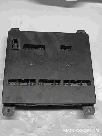 Caja de fusibles Nissan Atleon 243109X600 24310-9X600 24310 9X600 PFRNI/6-24R