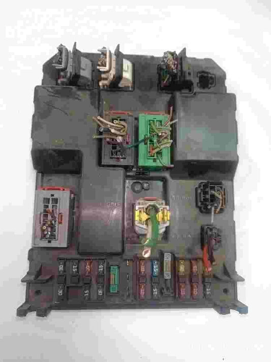 BSI Caja de fusibles Peugeot 307 9651197680A 9651196980A Valeo J04-00 A12121