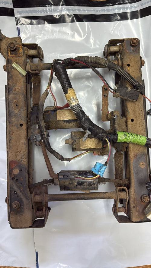 Guía de asiento delantero izquierdo Jeep Grand Cherokee WJ/WG 56042167AB 98-2005