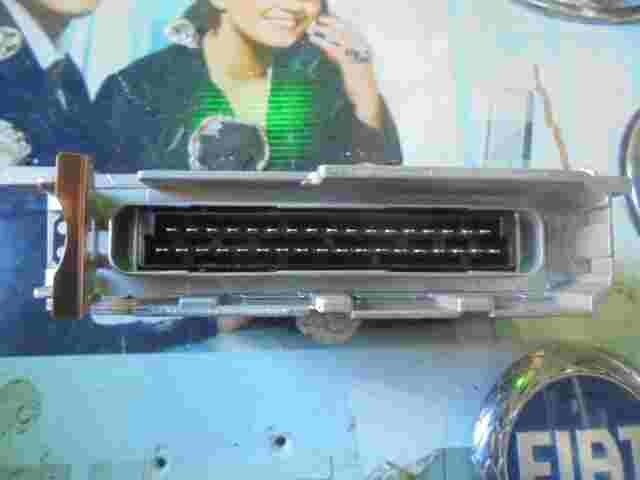 ABS Centralita Mitsubishi 3000GT MB954172 2721039 272-1039 120000F0151