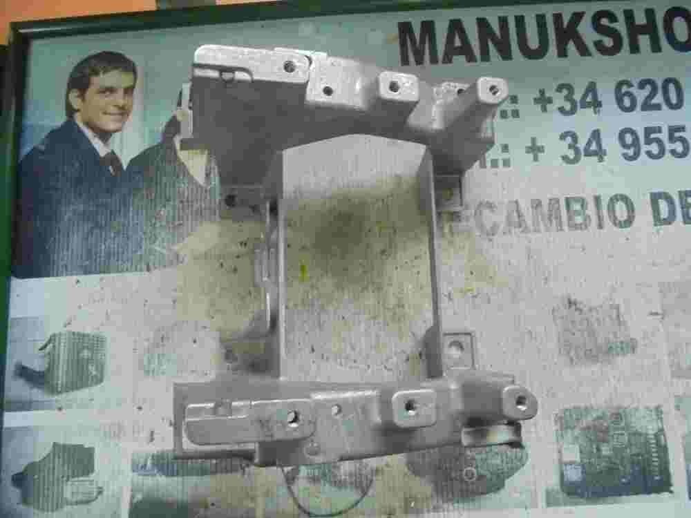 Consola central Porsche Cayenne Año 2008 3.6 Gasolina Audi Q7 VW 7L0863345