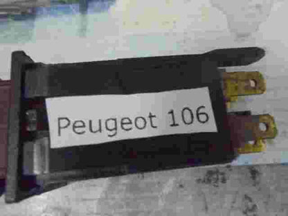 Interruptor de emergencia warning   Peugeot 106