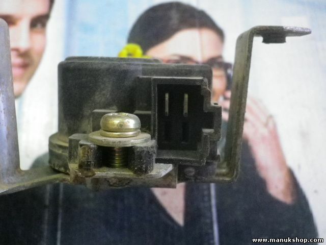 Serratura chiusura centralizzata portellone posteriore destro Mitsubishi Paje...