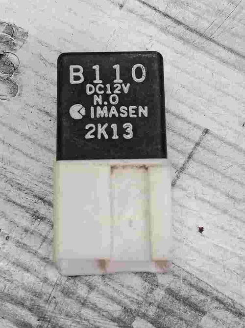 Relé del ventilador del radiador Mazda RX-8 MPV Premacy B110DC12V B110 DC12V