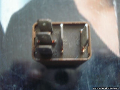 Relè Fiat Alfa Romeo A72746520423 A727 46520423 0046520423