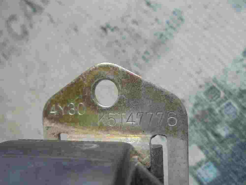 Valvola per vuoto Mitsubishi Pajero L200 L300 2.8 TD K5T47776 4Y30