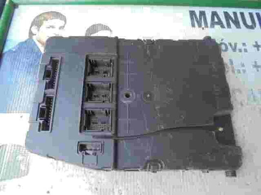 Scatola fusibili Renault Scenic UCH N3 8200351187 SIEMENS S118400330C