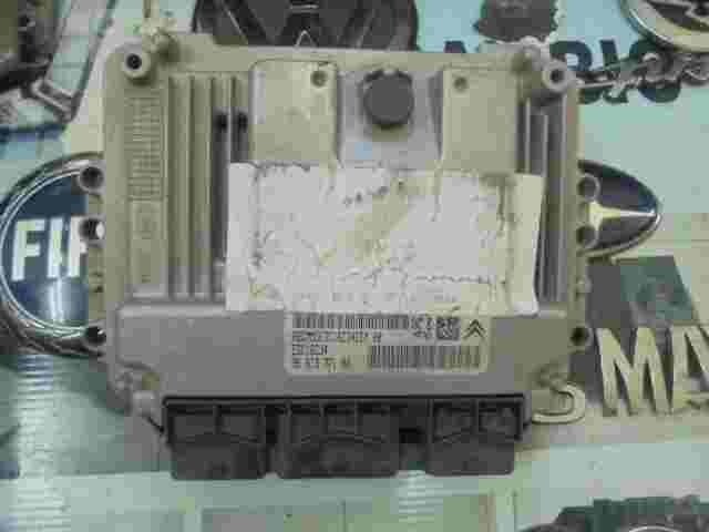 Centralita Citroen C4 Peugeot 307 9661377180 96 613 771 80 BOSCH 0281011629