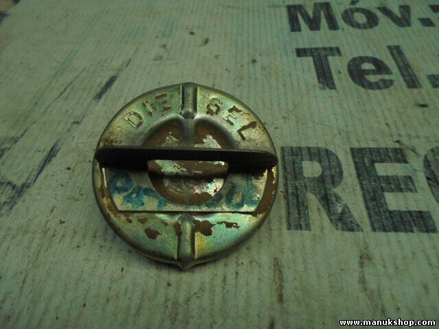 Tappo di riempimento chiusura serbatoio Nissan Patrol Bluebird Cherry Diesel