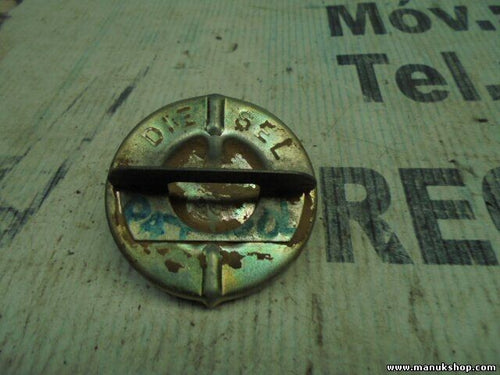 Tappo di riempimento chiusura serbatoio Nissan Patrol Bluebird Cherry Diesel