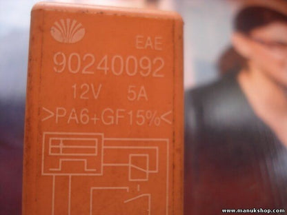 Relé Opel 90240092 12V 5A