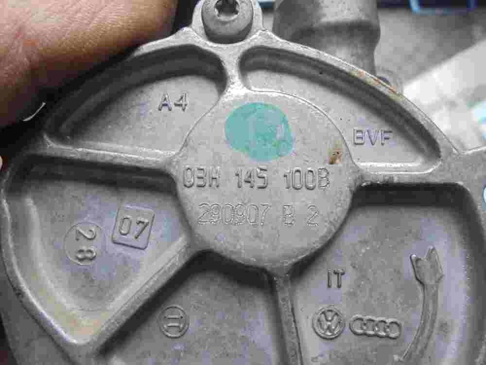 Bomba de vacío depresor freno Porsche Cayenne Audi Q7 VW Touareg 03H145100B