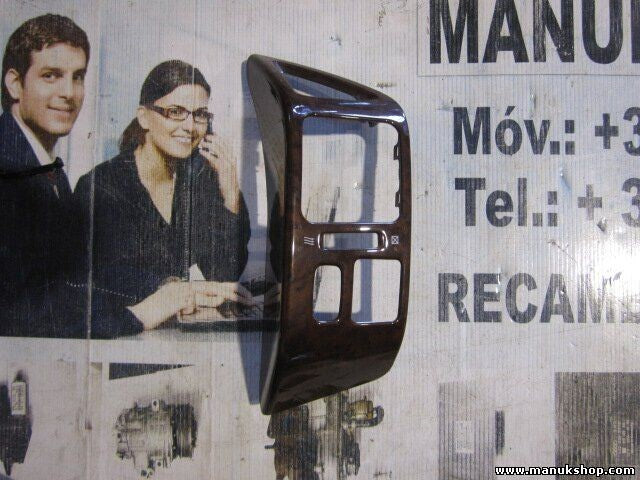 Consola central Mitsubishi Pajero MR456381 MR 456 381 MR402451 MR 402 451