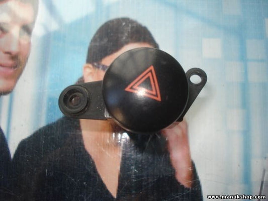 Interruptor de emergencia warning Hyundai 9379027000 93790 27000 621W01370