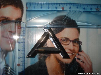 Emblema trasero Audi A 6 cm 4B9853741 4B9 853 741