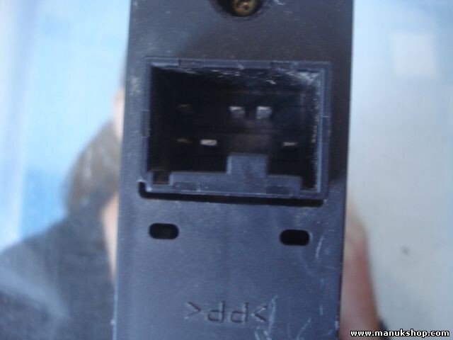 mando botonera elevalunas Mitsubishi Galant MR252818 C8D-D240M 1548D6