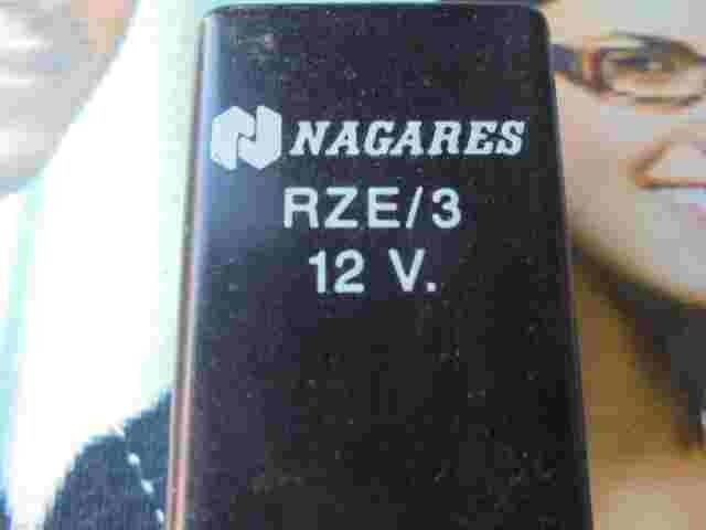 Relè Renault NAGARES RZE/3 12 V. RZE3 12 V.