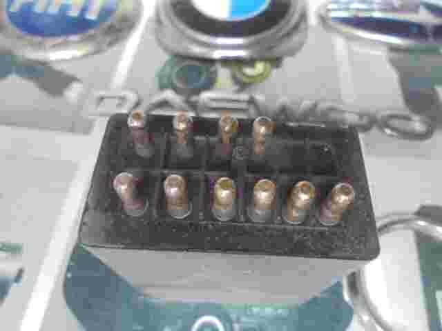 Relé de la bomba de combustible Mercedes W124 0035452005 (07) KR0003 05370201