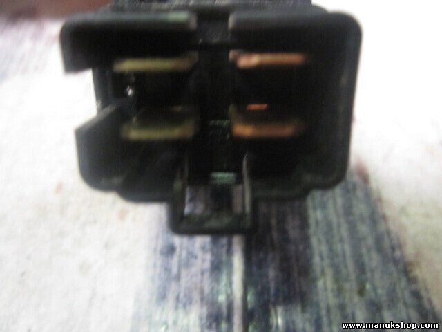 Relé  Mitsubishi Pajero sport MB627895 MB 627 895 12V 11X9D