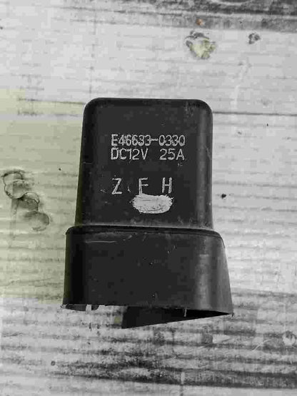 Relé de calefacción adicional Kia Cerato E466330330 E46633-0330 DC12V 25A