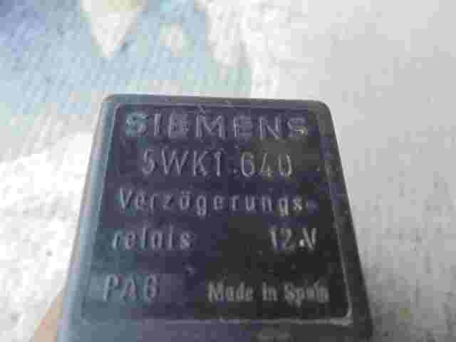 Relé del limpiaparabrisas Opel Kadett E 5WK1640 5WK1 640 Siemens 12V