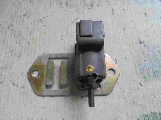 Válvula de vacío Mitsubishi Pajero L200 L300 2.8 TD K5T47776 4Y30