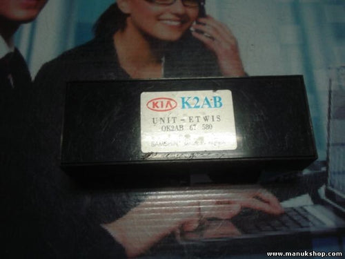 Señales de luz de la unidad de control Kia Sephia 0K2AB 67 580 0K2AB67580