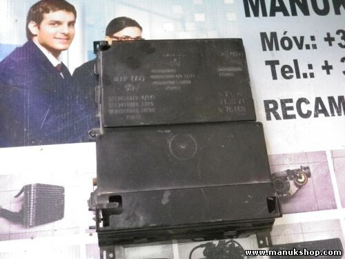 Guantera Jeep ZJ 2.5 4688400 W/ ELECT 4688399 W/0 ELECT 4688401 55216556 75831