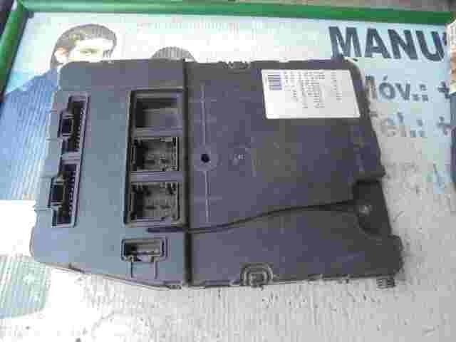 Scatola fusibili Renault Megane II Scenic 8200780018 SIEMENS U118400150J