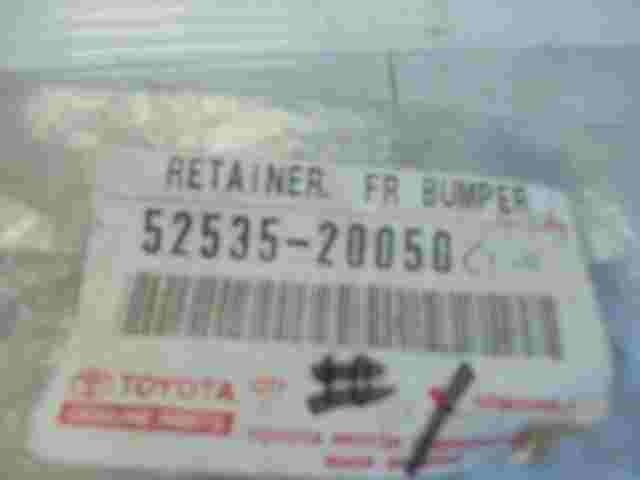 Paraurti anteriore fermo Toyota Avensis Corona Premio T210 5253520050 52535-2...