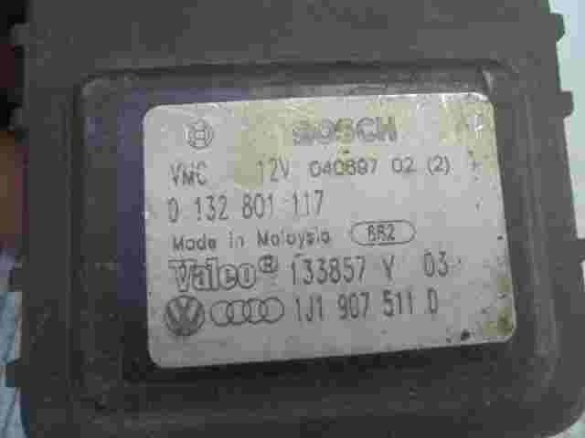 Calefacción actuador Audi 1J1907511D 1J1 907 511 0132801117 133857V03