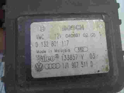 Calefacción actuador Audi 1J1907511D 1J1 907 511 0132801117 133857V03