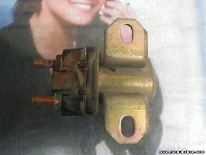 Relé de la bujía incandescente Mitsubishi L200 Pajero Montero MD337888