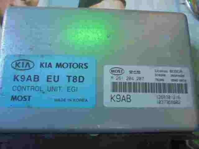 Centralita Kia Clarus K9ABEUT8D  1268301216 1037358602 MOST M261204207