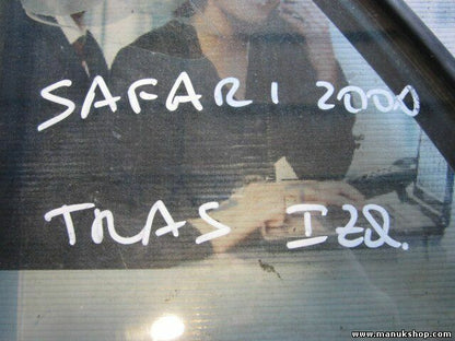 Triángulo Cristal de la puerta trasero izquierdo Tata Safari 2000 43R001264 