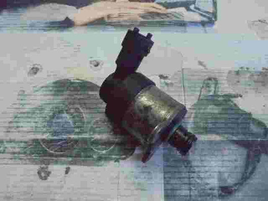 Regulador de presión de combustible Peugeot 307 Citroen 0928400607 40145 78519