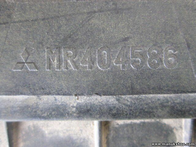 Caja de filtro de aire  Mitsubishi Pajero Sport MR404586 MR 404586
