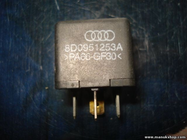 Niebla relé VW Volkswagen Audi No. 373 12V.40A 8D0951253A 8DO951253A PA66GF30