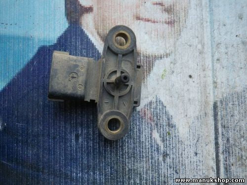 Sensor de presión de aire Nissan Pathfinder R50 3.2 TD 4WD 5KW9690 22365EB300