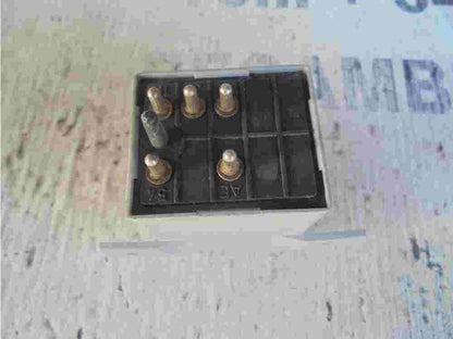 Relé de intermitencia Mercedes-Benz W124 W202 2018200205 201 820 02 05 58218002